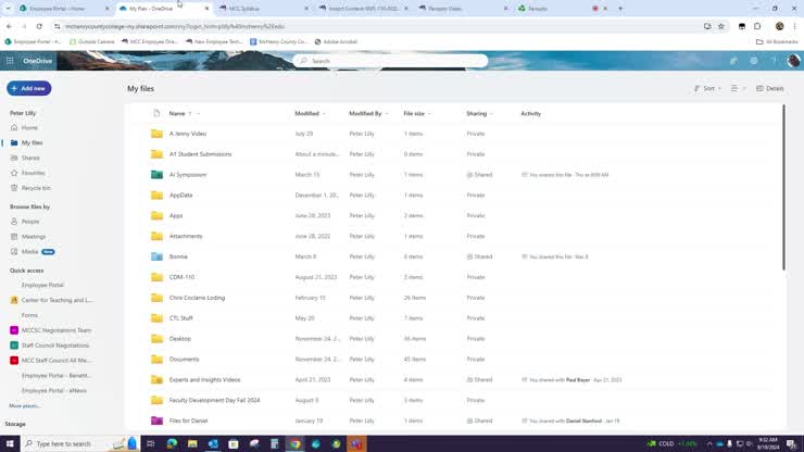 Create a folder for students in OneDrive